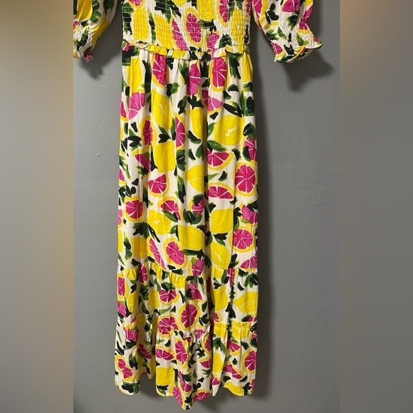 NWT Steve Madden Challis Midi Dress in a Grapefruit Print. Size X-Small - Picture 2 of 9